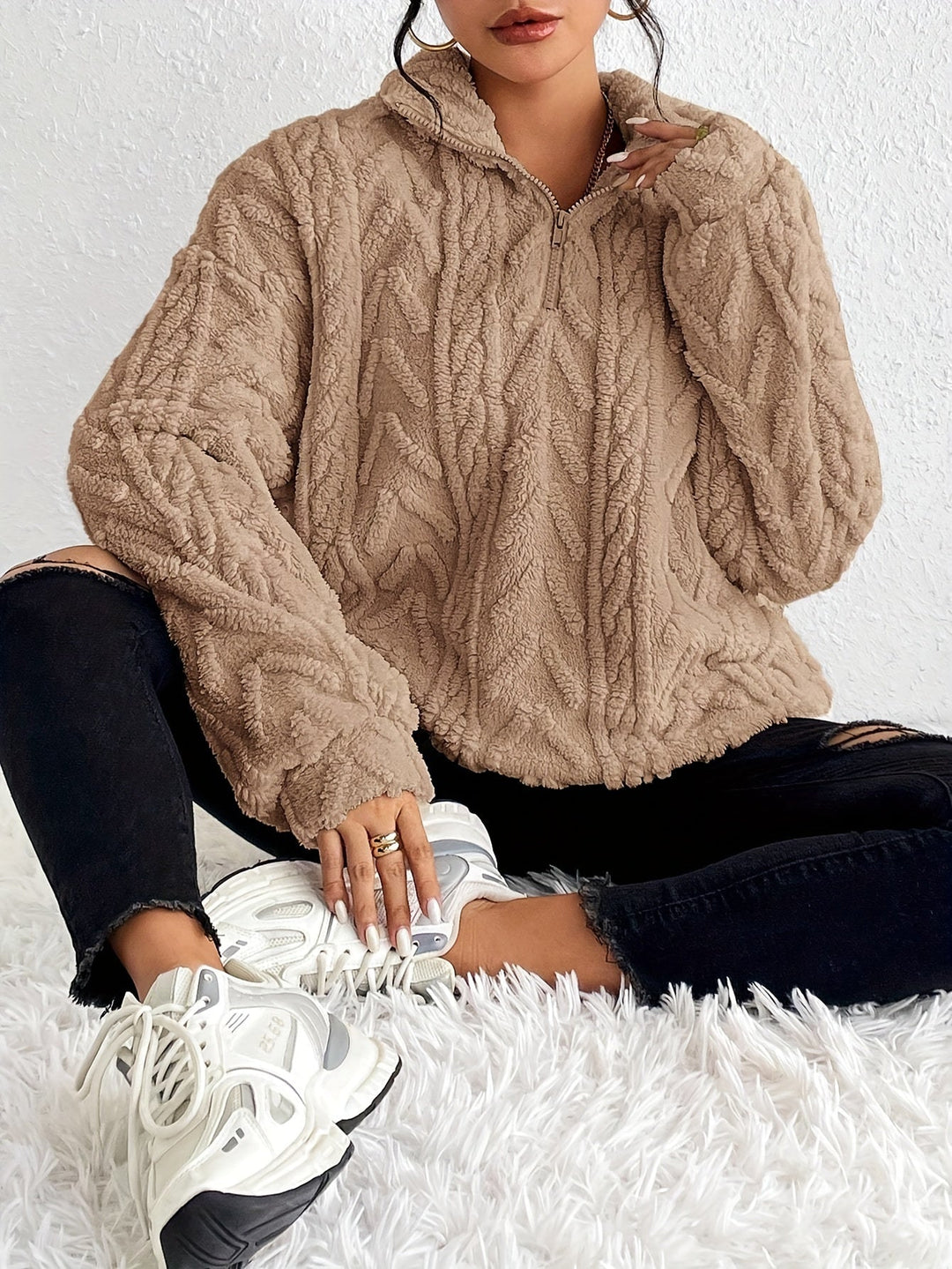 PULLOVER & HOODIES