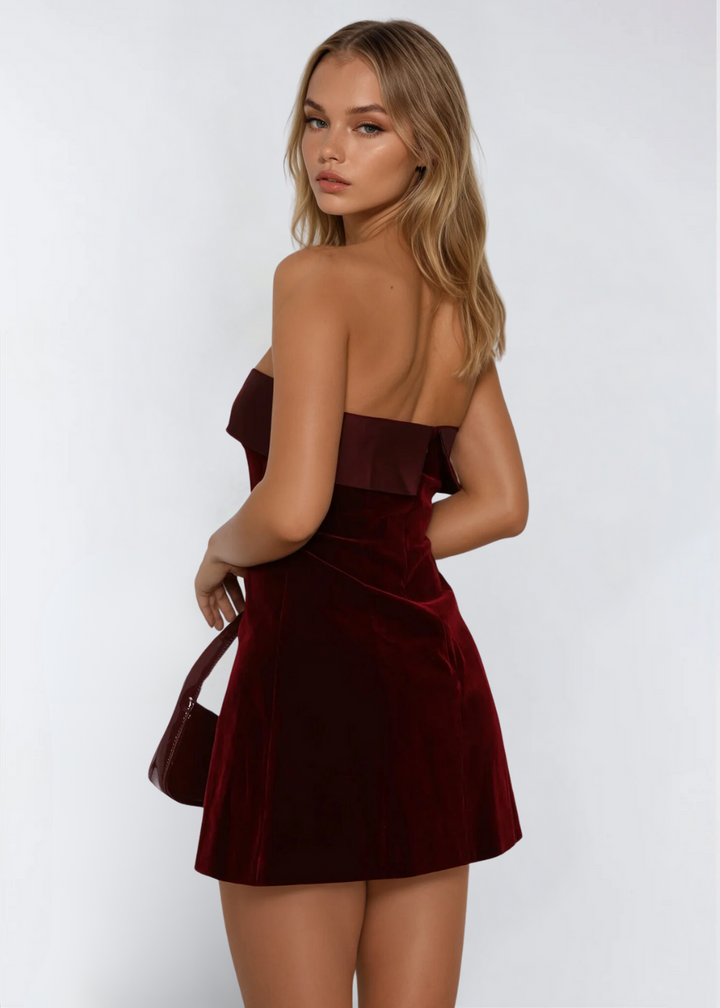 Stella | Trägerloses Minikleid aus Samt